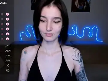Chaturbate Free Porn Cam of mika_reid
