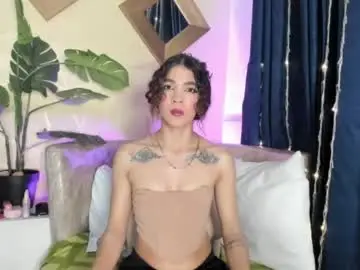 Chaturbate Sex Chat of evelyn__rose1