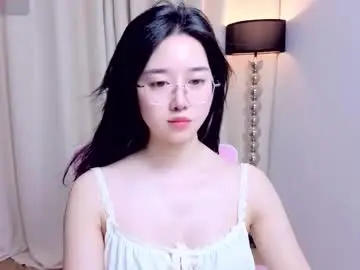 Chaturbate Live Sex Cam of miu99999