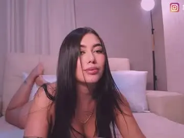 Chaturbate Live Sex Cam of maquiii