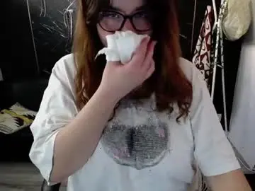 Chaturbate Live Sex Cam of littleviki_