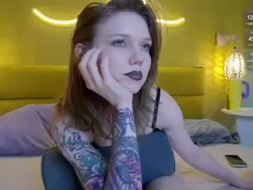 Chaturbate Live Sex Cam of lessysweety