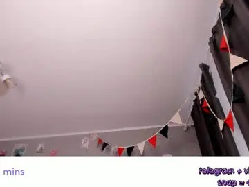 Chaturbate Watch Live Sex Cams of vivian_qwerty