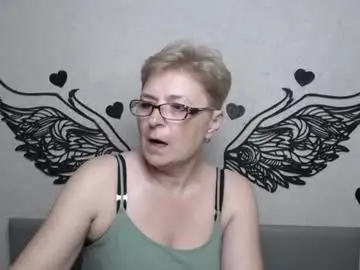 Chaturbate Best live sex cam show of emiliagree