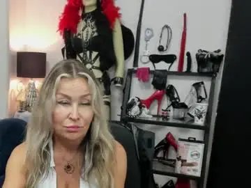 Chaturbate Nude Webcam of crystalxohotty