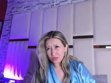Chaturbate Nude Webcam of anlleloandangela