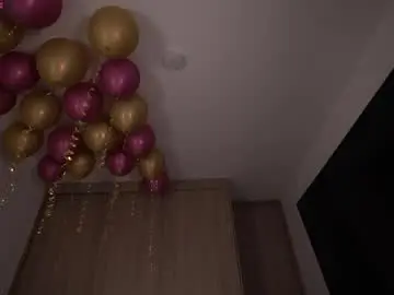 Chaturbate Live Porn of ales_bloom