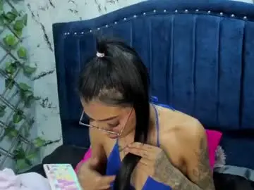 Chaturbate Adult Webcams of karlaslutskinny__