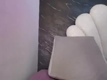 Chaturbate Live Sex of kissme_luna
