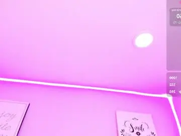 Chaturbate Live Sex Cam of ashleyy_cooperr_
