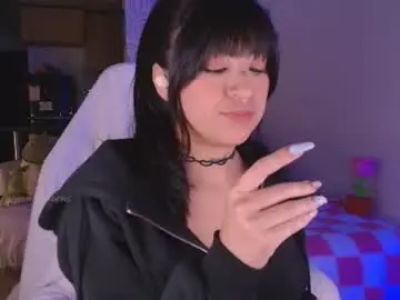 Chaturbate Live Sex of gummysaurus