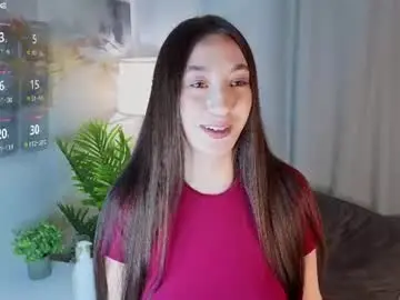 Chaturbate Live Sex Cam of isidrafausnaugh