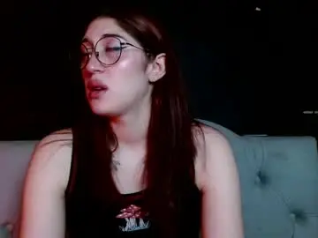 Chaturbate Live Sex Cam of red_moonn