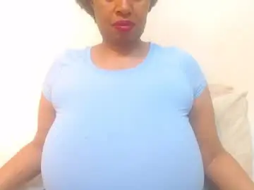 Chaturbate Free Porn Cam of boobyqueen24