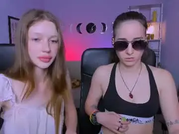 Chaturbate Live Sex Cam of daisy_baby_