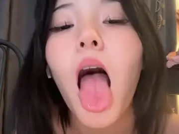 Chaturbate Watch Live Sex Cams of minnie_joy_
