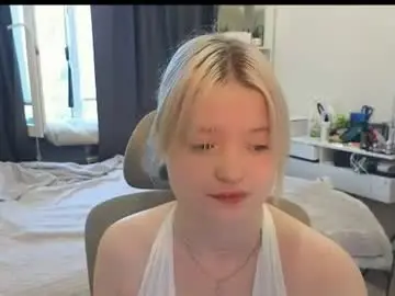 Chaturbate Adult Webcam of gimmergirls_