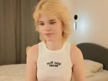 Chaturbate Live Sex Cam of _honnyland