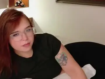 Chaturbate Live Sex Cam of lilith_bonheur