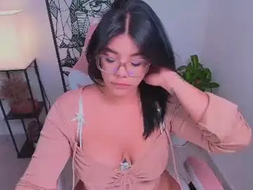 Chaturbate Live Sex Cam of ashleyy18__