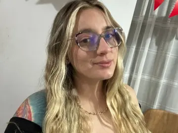 Imlive Live Sex Cam of Dalila
