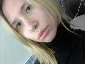 Myfreecams Sex Cam of Rouge_et_Noir
