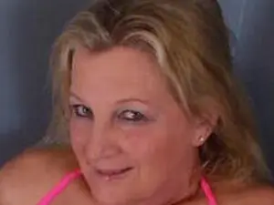 Myfreecams Watch Live Sex Cams of SweetAsHoney2