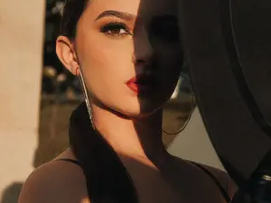 Myfreecams Live Sex Cam of AliceHarper_