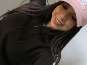 Myfreecams Adult Webcams of GabriellaSan