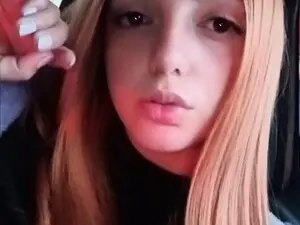 Myfreecams Watch Live Sex Cams of Sophiemoon