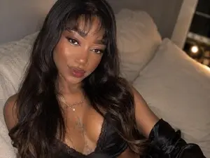 Myfreecams Adult Webcam of Sweetmia1