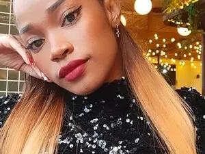 Myfreecams Sex Cam of Extrelli