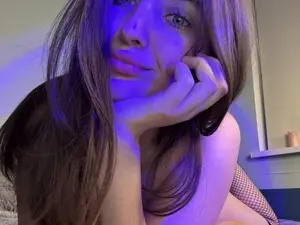 Myfreecams Nude Webcam of Kitty_kristy