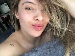 Myfreecams Watch Live Sex Cams of Anyilux