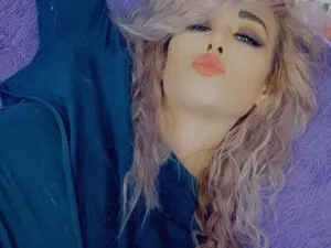 Myfreecams Free Live Porn of AliceRo