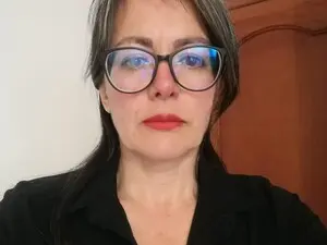 Myfreecams Sex Cam of Juliannemore