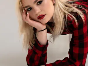 Myfreecams Free Porn Cam of Lily_HOT