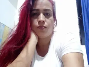 Myfreecams Free Live Porn of DinahSquirt