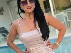 Myfreecams Adult Webcams of Emily_kisses