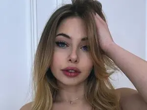 Myfreecams Watch Live Sex Cams of Chriiisty