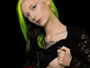 Myfreecams Adult Video Chat of TwistedAliceW