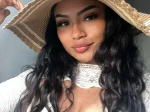 Myfreecams Sex Cam of Riana_kean