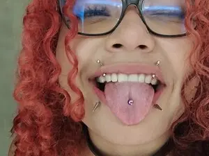 Myfreecams Live Sex Cam of IrisFeitan