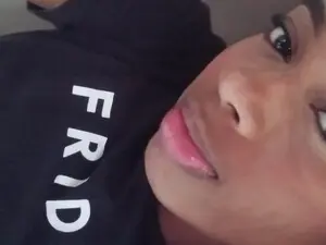 Myfreecams Free Live Porn of Renatawalker