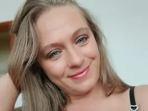 Myfreecams Watch Live Sex Cams of Rebecca_Mistique