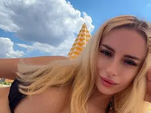 Myfreecams Free Porn Cam of ChristiHanson