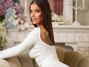 Myfreecams Free Porn Cam of CasssyCain