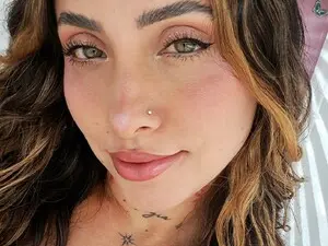 Myfreecams Watch Live Sex Cams of Kiarielle