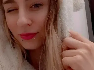 Myfreecams Adult Webcam of Omniaa