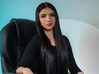 Streamate Live Porn of MilanMoon